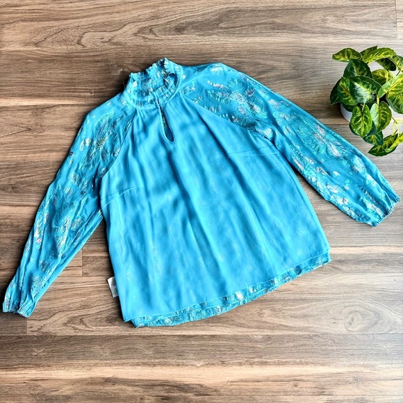 Lilly Pulitzer Galiana Ocean Breeze Multi Flora Metallic Clip Silk Blouse Size S - Picture 9 of 14